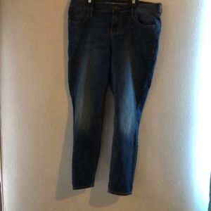Old Navy Super Skinny Medium Wash Jeans